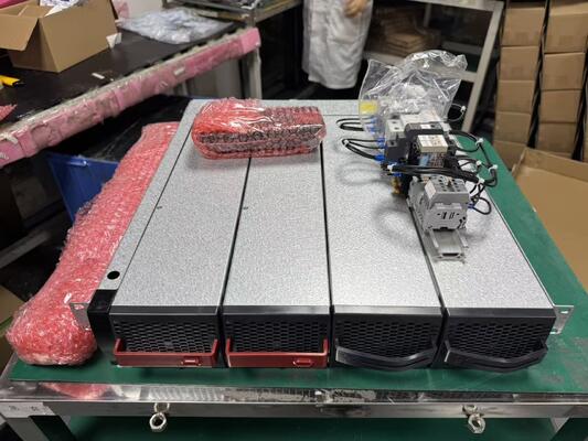 Σύστημα μετατροπέα DC σε AC CE+T Bravo 25 1 Φάσης 110Vdc σε 230Vac 6KVA Αριθμός εξαρτήματος S62AD5E0204SN000K001